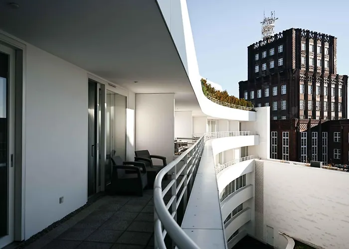 Lumina Ovo 4* فروتسواف