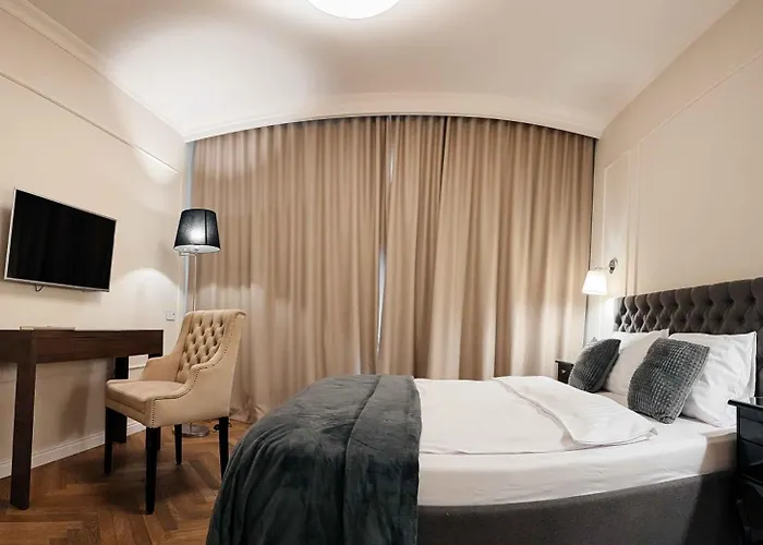 Lumina Ovo 4* فروتسواف