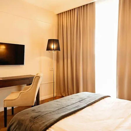 Aparthotel Lumina Ovo