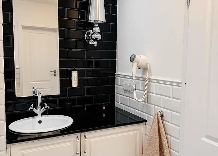 Lumina Ovo Aparthotel